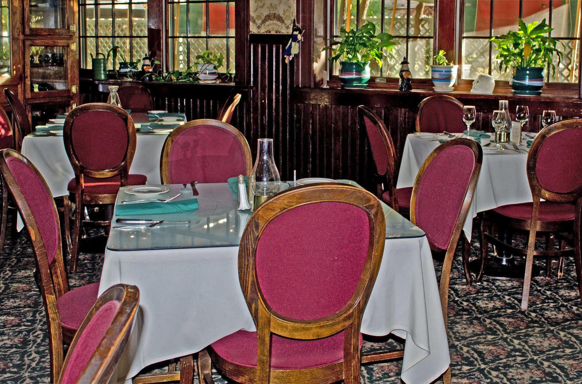 The National Hotel Jamestown Eksteriør billede